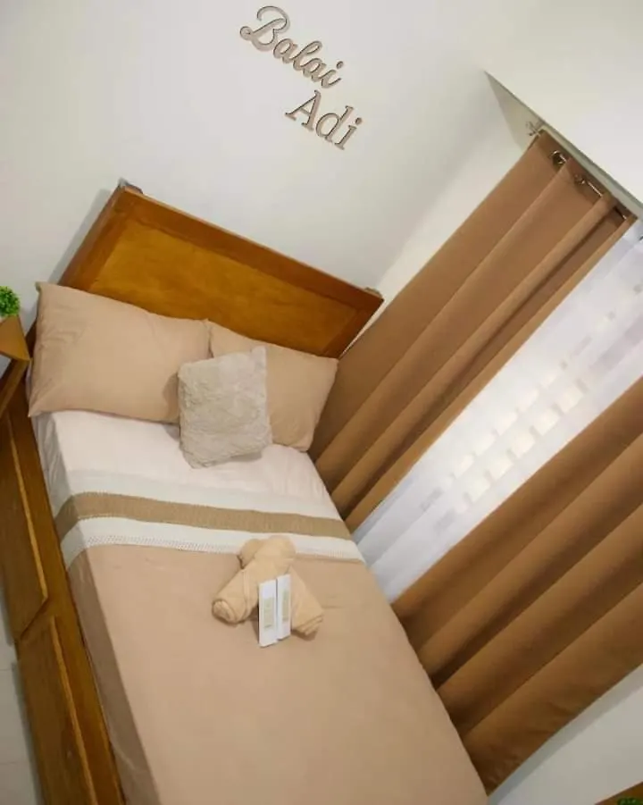 Hotel Affordable And Homey Condo In Metro Manila Message Balai Adi Blue App First Before Booking Mandaluyong